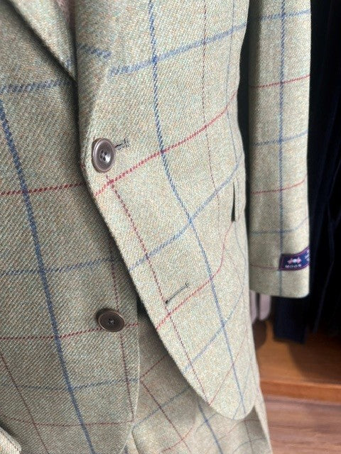 Tweed suits